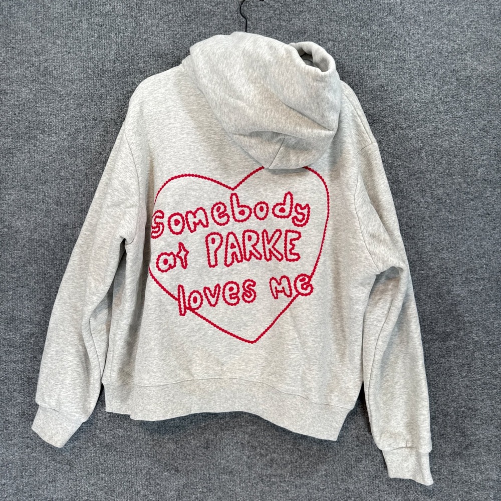 Parke Hoodie Women Large/XL Gray Heart Graphic Somebody Loves Me Sweatshirt